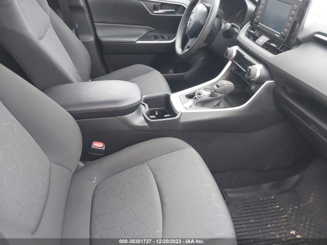 2022 TOYOTA RAV4 XLE VIN: 2T3W1RFVXNW221199