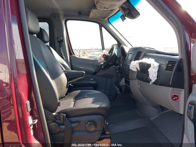 WDZFE7CDXHP393608 Mercedes-Benz Sprinter 2500 Standard Roof V6