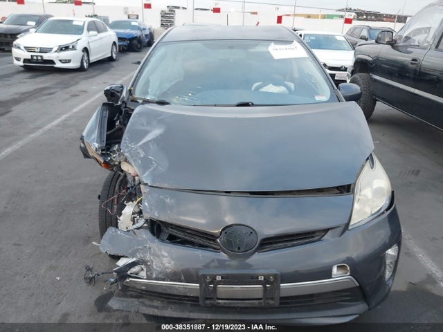 Toyota Prius Plug-in Base (cvt) 2014 JTDKN3DP4E3053843 Image 12