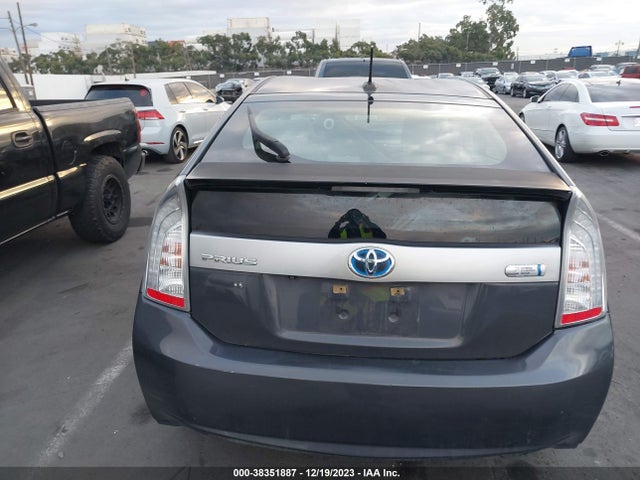 Toyota Prius Plug-in Base (cvt) 2014 JTDKN3DP4E3053843 Image 16