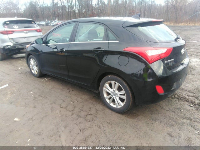 2013 HYUNDAI ELANTRA GT VIN: KMHD35LEXDU147143