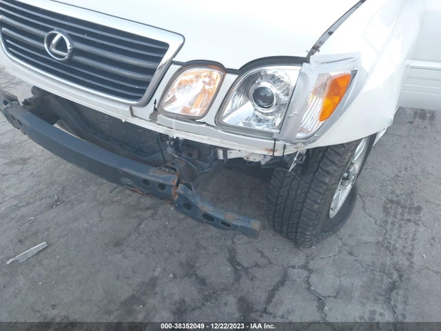 2000 LEXUS LX 470 VIN: JT6HT00W9Y0103922