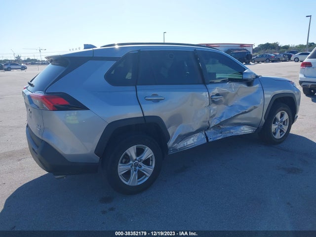 2020 TOYOTA RAV4 XLE VIN: 2T3P1RFV9LW128496