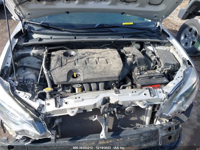Toyota COROLLA LE 2015 5YFBURHE8FP240896 Image 10