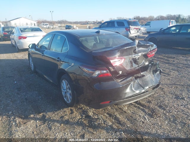 Toyota CAMRY LE 2024 4T1C11BK4RU110923 Image 3