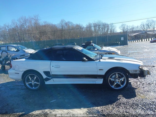 1996 FORD MUSTANG GT VIN: 1FALP45X5TF205956