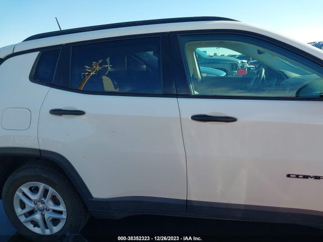 2018 JEEP COMPASS SPORT FWD VIN: 3C4NJCAB1JT486665