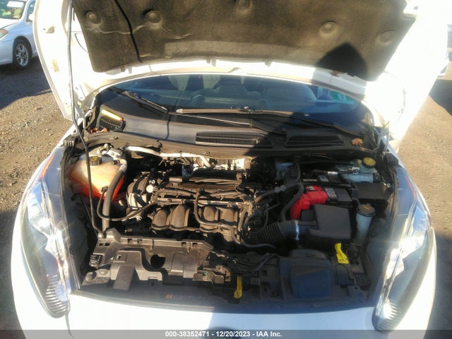 2015 FORD FIESTA SE VIN: 3FADP4EJ7FM216901