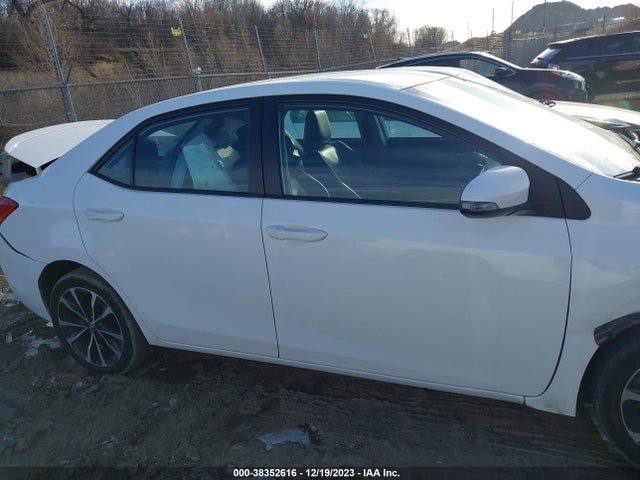 Toyota COROLLA SE 2017 5YFBURHE9HP642462 Image 13