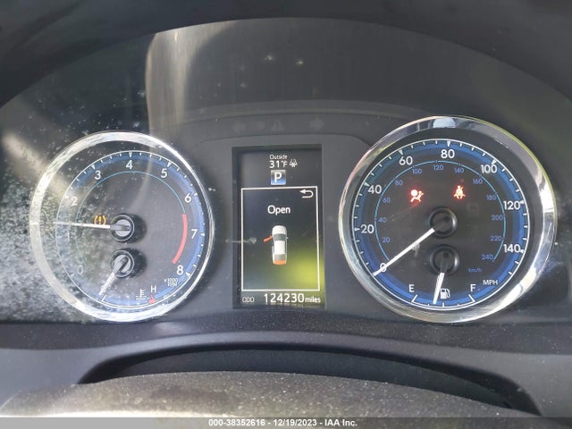 Toyota COROLLA SE 2017 5YFBURHE9HP642462 Image 7