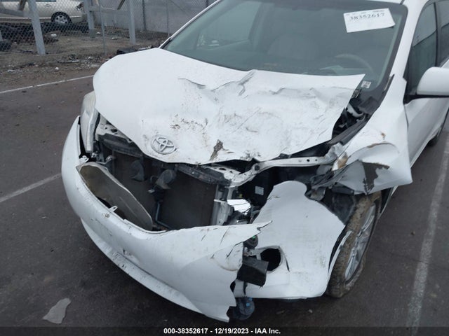 Toyota Sienna Xle 7 Passenger 2014 5TDDK3DC0ES077487 Image 6