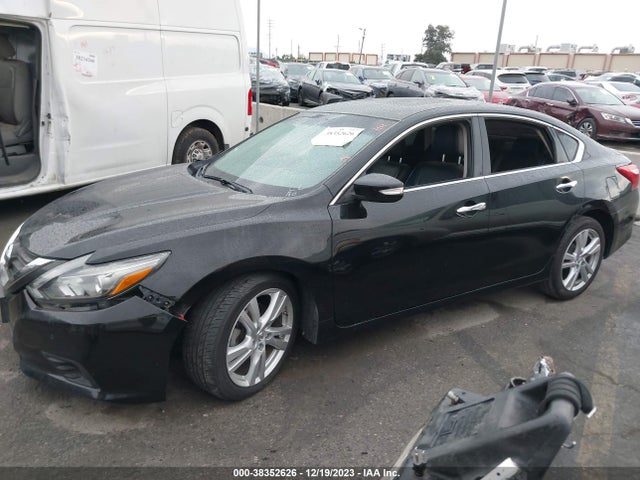 2017 NISSAN ALTIMA 3.5 SL VIN: 1N4BL3AP6HC144584