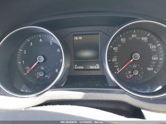 1VWLA7A30KC008982 Volkswagen Passat 2.0t Wolfsburg Edition