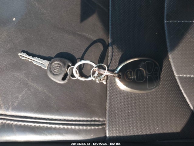 5GAKRBKD9FJ302448 Buick Enclave Leather