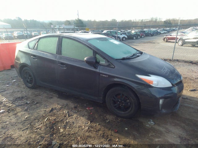 2014 TOYOTA PRIUS TWO VIN: JTDKN3DU7E1747217