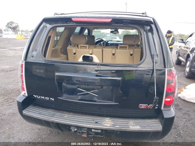 2007 GMC YUKON DENALI VIN: 1GKFK63847J155684