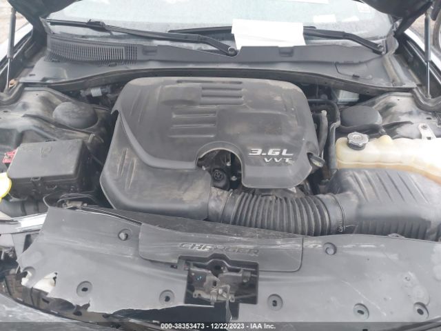 2C3CDXHG6JH196846 Dodge Charger Sxt Plus Rwd
