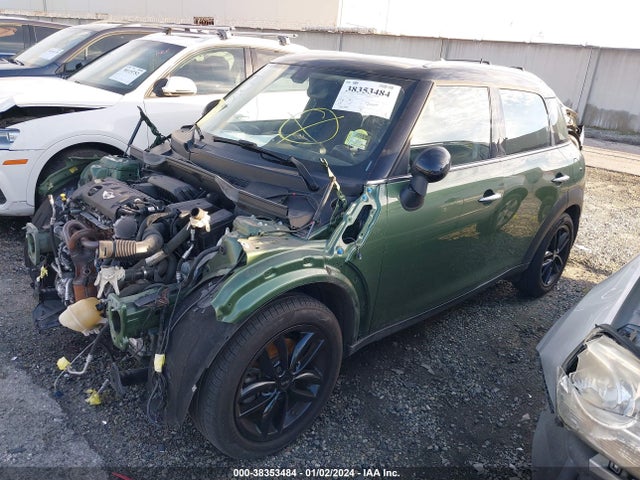 2016 MINI COUNTRYMAN WMWZB3C50GWR46856 Photo 1