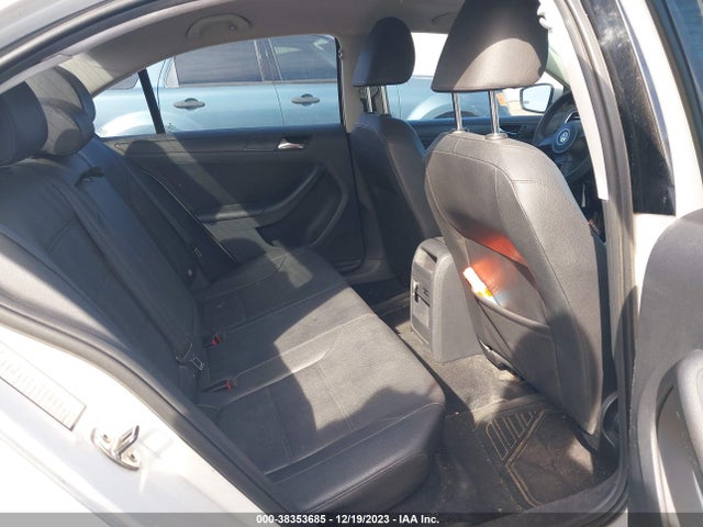 2011 VOLKSWAGEN JETTA 2.5L SE VIN: 3VWDX7AJ2BM342026