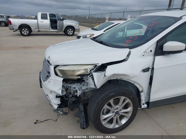 Ford ESCAPE SE 2017 1FMCU0GD0HUB30533 Image 6