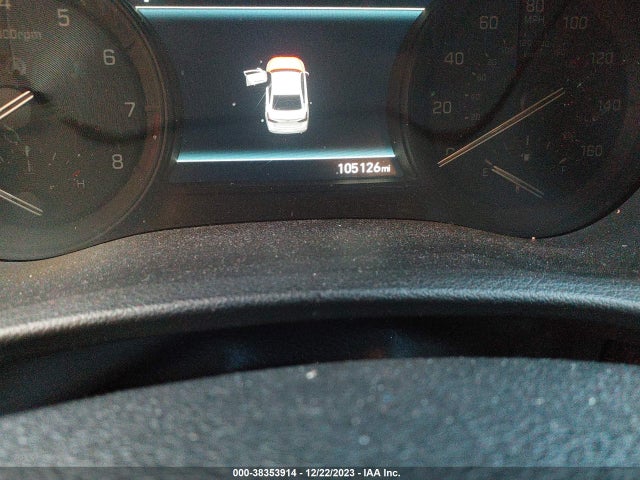 Genesis G80 3.8 2018 KMHGN4JEXJU248845 Image 16