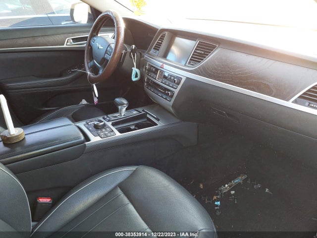 Genesis G80 3.8 2018 KMHGN4JEXJU248845 Image 5
