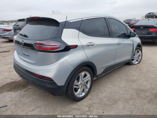 2023 CHEVROLET BOLT EV 1G1FW6S02P4160708 Photo 3