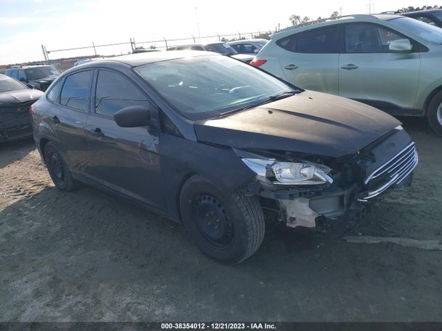 2018 FORD FOCUS S VIN: 1FADP3E26JL275418