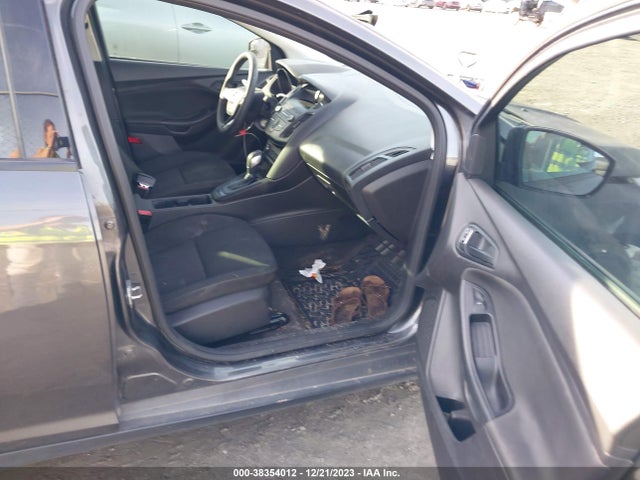 2018 FORD FOCUS S VIN: 1FADP3E26JL275418