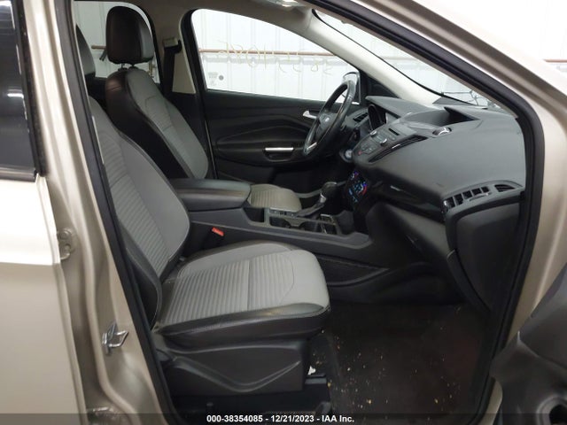 Ford ESCAPE SE 2017 1FMCU9GD1HUD07062 Image 5