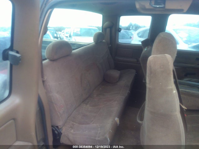 2000 GMC SIERRA 1500 SLE VIN: 2GTEC19V1Y1235993