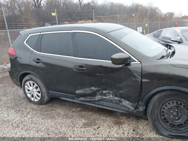 Nissan ROGUE S 2017 KNMAT2MV9HP532427 Image 13
