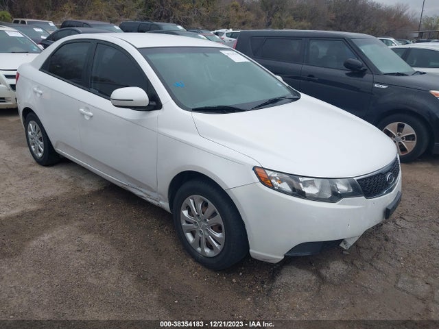 2011 KIA FORTE EX VIN: KNAFU4A20B5383060