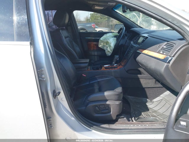 Lincoln MKS 2014 1LNHL9DK3EG607482 Image 5