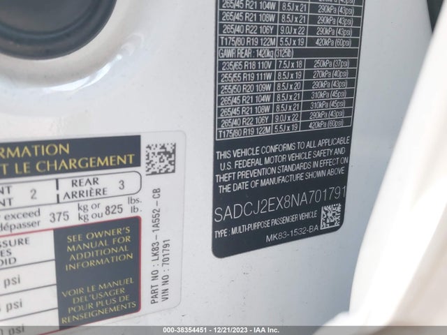 2022 JAGUAR F-PACE SADCJ2EX8NA701791 Photo 8