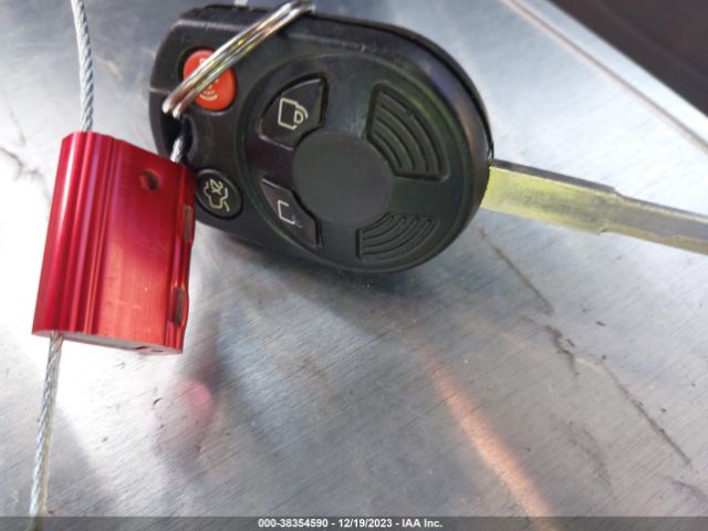 1FMCU0GXXGUA09419 Ford ESCAPE SE