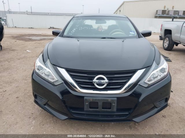 1N4AL3AP2HN326685 Nissan Altima 2.5 S