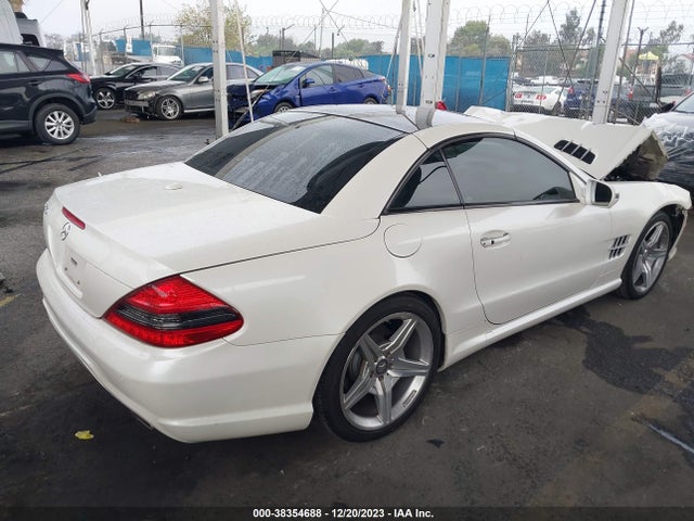 2011 MERCEDES-BENZ SL 550 VIN: WDBSK7BA2BF165435