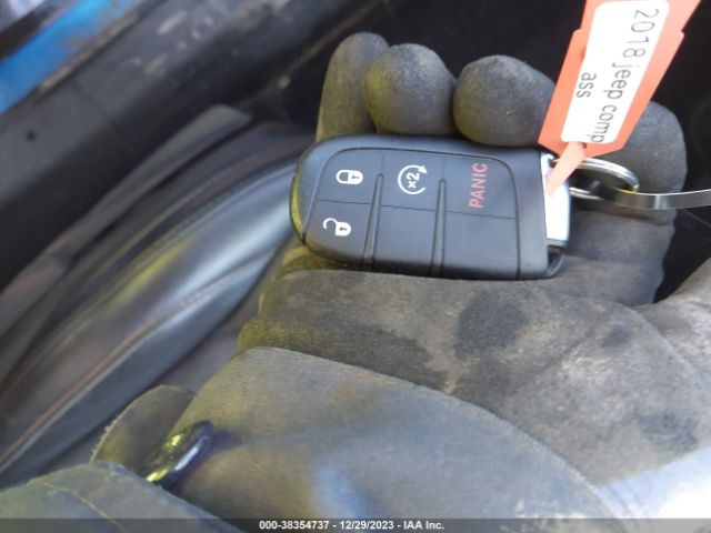 3C4NJDBB9JT326053 Jeep Compass Latitude 4x4