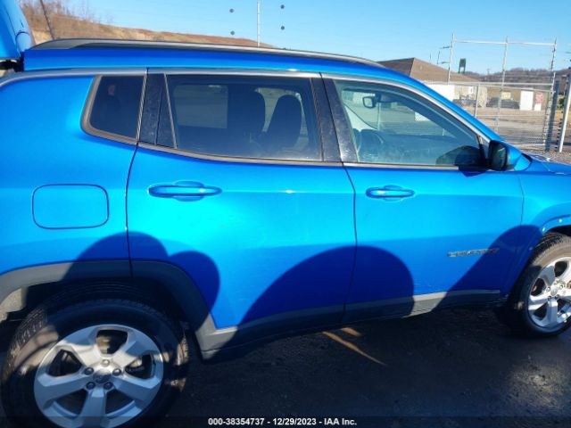 3C4NJDBB9JT326053 Jeep Compass Latitude 4x4