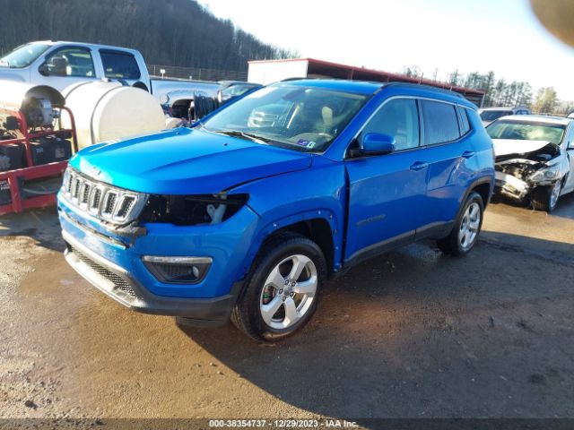 3C4NJDBB9JT326053 Jeep Compass Latitude 4x4