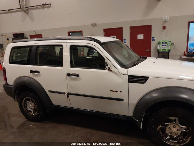 2007 DODGE NITRO SXT VIN: 1D8GU28KX7W664190