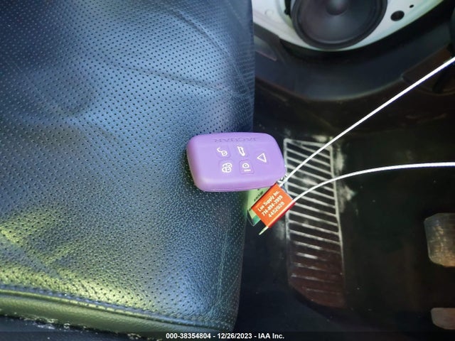 2017 JAGUAR F-PACE SADCK2BV5HA896320 Photo 10