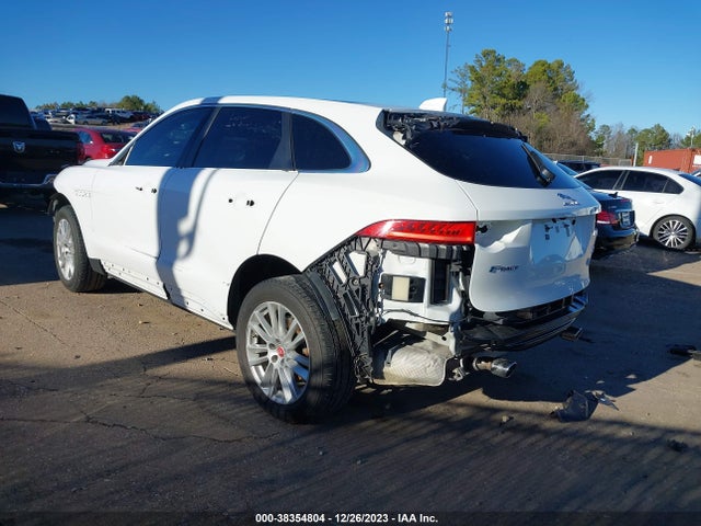 2017 JAGUAR F-PACE SADCK2BV5HA896320 Photo 2
