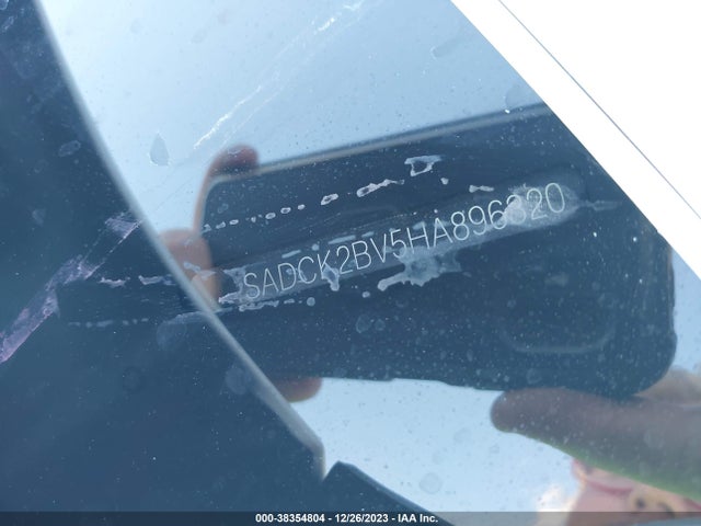 2017 JAGUAR F-PACE SADCK2BV5HA896320 Photo 8