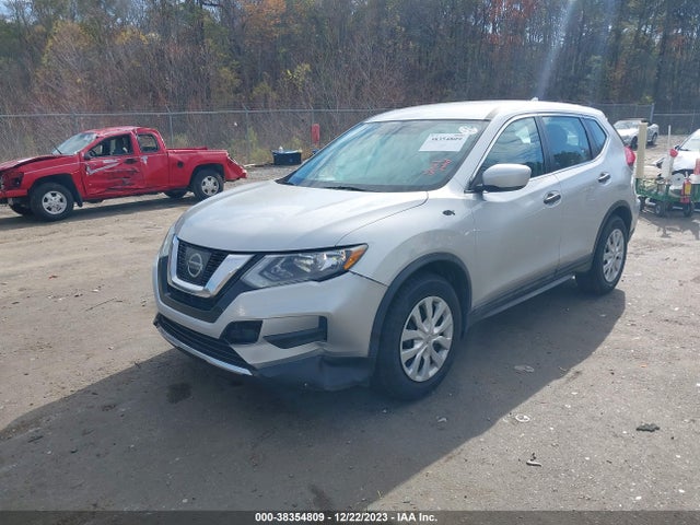 Nissan ROGUE S 2017 5N1AT2MT9HC833555 Image 2