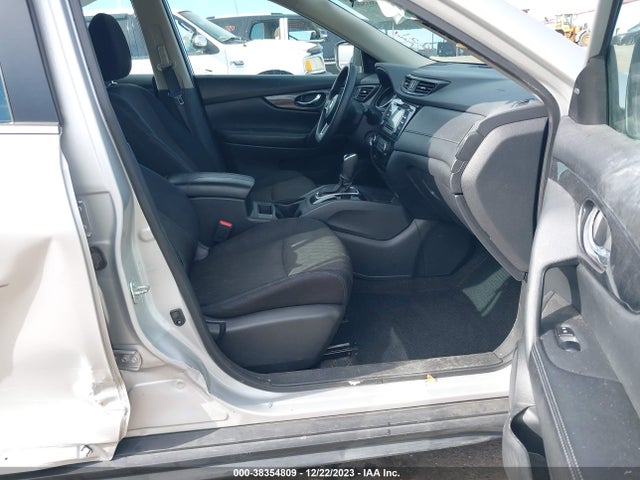 Nissan ROGUE S 2017 5N1AT2MT9HC833555 Image 5
