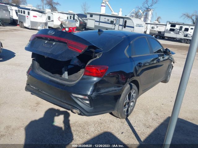 3KPF24AD3LE257680 KIA Forte Lxs