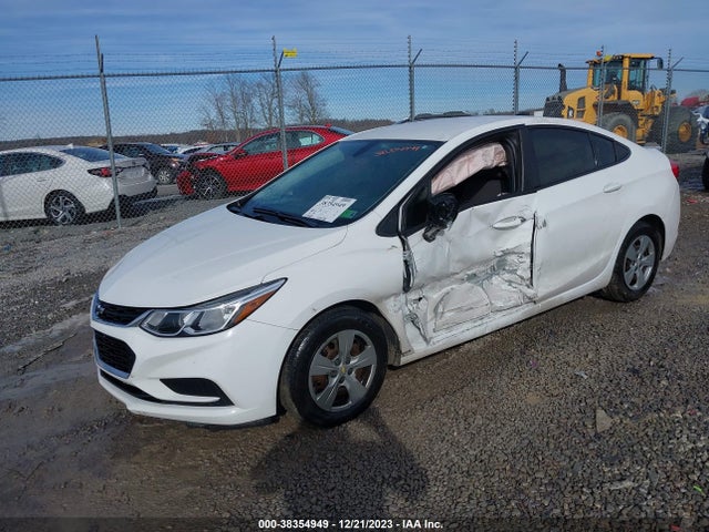 Chevrolet Cruze Ls Auto 2017 1G1BC5SM5H7239648 Image 2