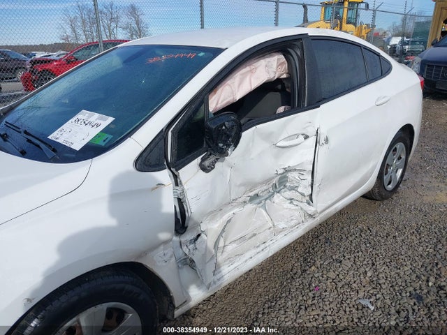 Chevrolet Cruze Ls Auto 2017 1G1BC5SM5H7239648 Image 6